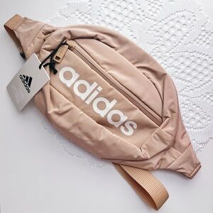 Adidas Logo Belt Bag in Oatmeal 🤍 NWT!